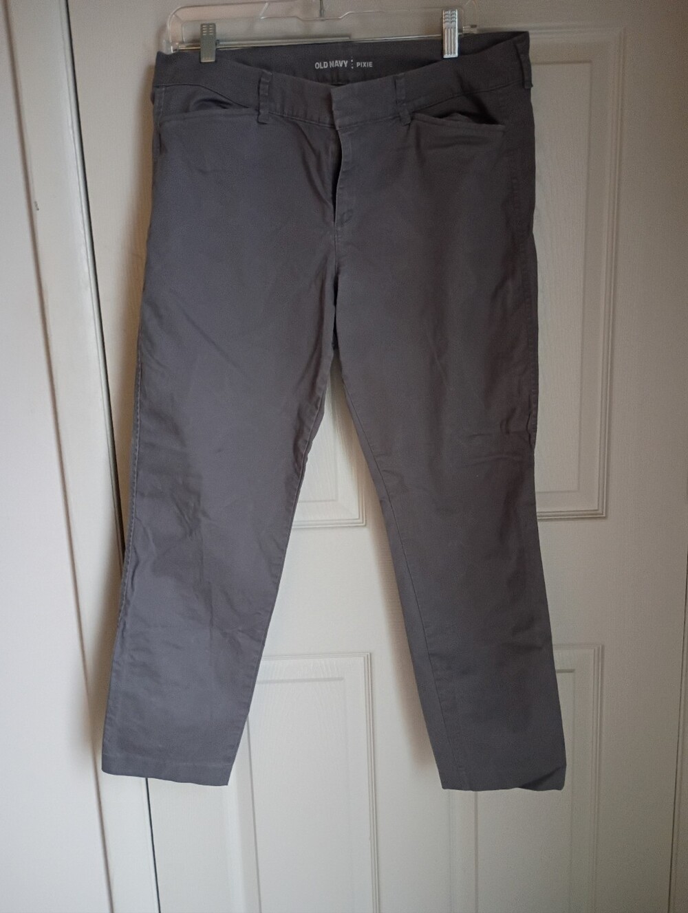 Old Navy Gray Pixie Pants